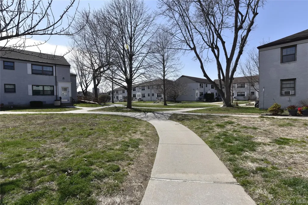 67-77 136th Street Flushing NY 11367