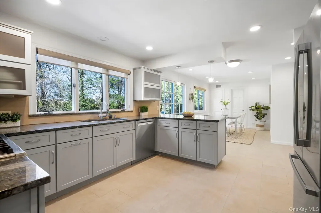 720 Claflin Avenue Mamaroneck NY 10543