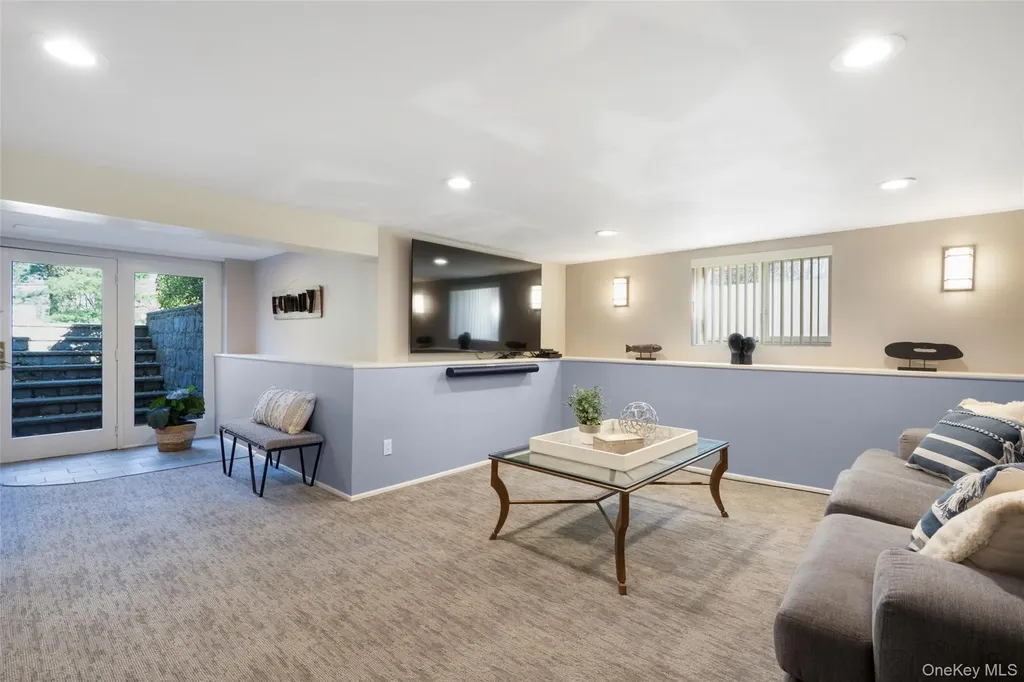 720 Claflin Avenue Mamaroneck NY 10543