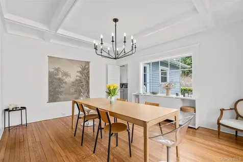 32 Stuyvesant Avenue Larchmont NY 10538