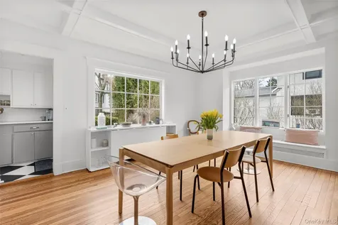 32 Stuyvesant Avenue Larchmont NY 10538