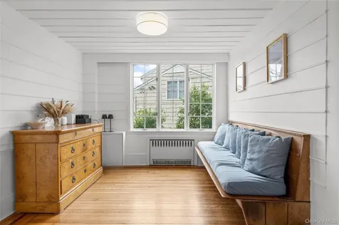 32 Stuyvesant Avenue Larchmont NY 10538