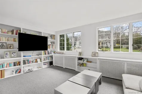 32 Stuyvesant Avenue Larchmont NY 10538