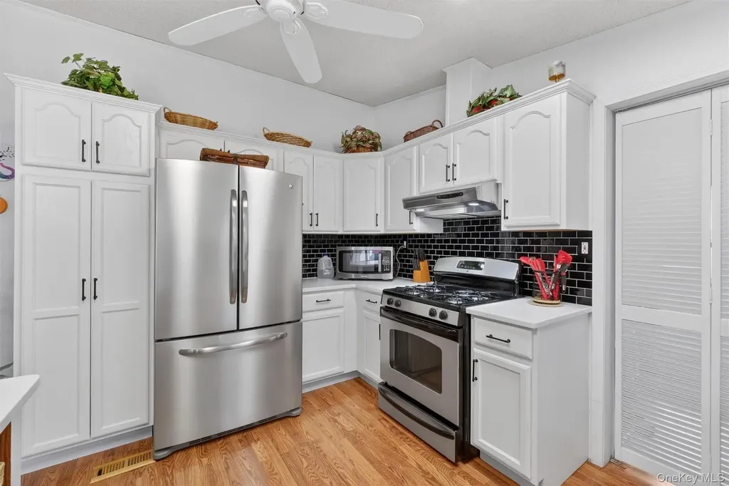 32 2nd Drive Hyde Park NY 12538