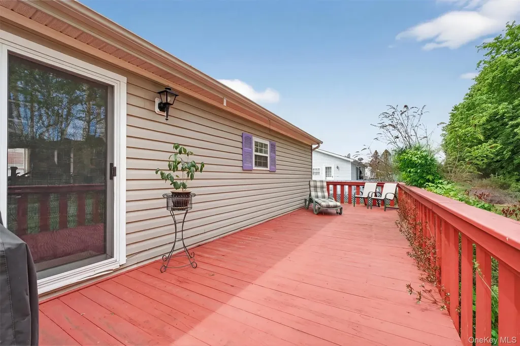 32 2nd Drive Hyde Park NY 12538
