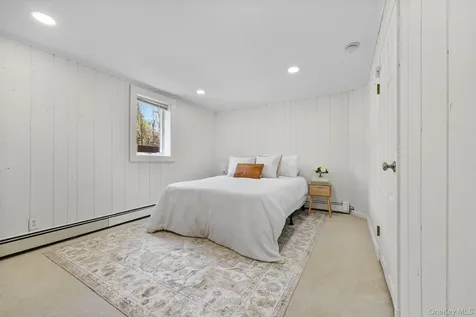 24 Aspen Road New Rochelle NY 10804