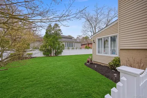 24 Aspen Road New Rochelle NY 10804