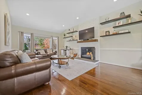 24 Aspen Road New Rochelle NY 10804