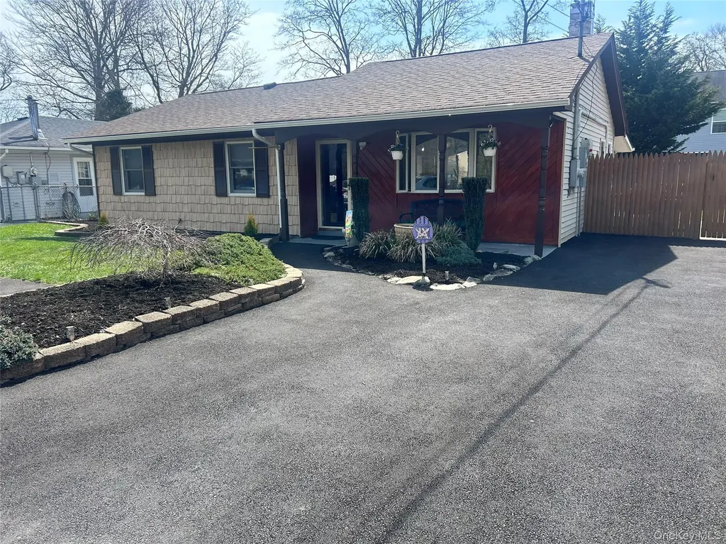 136 B Hampton Avenue Mastic NY 11950