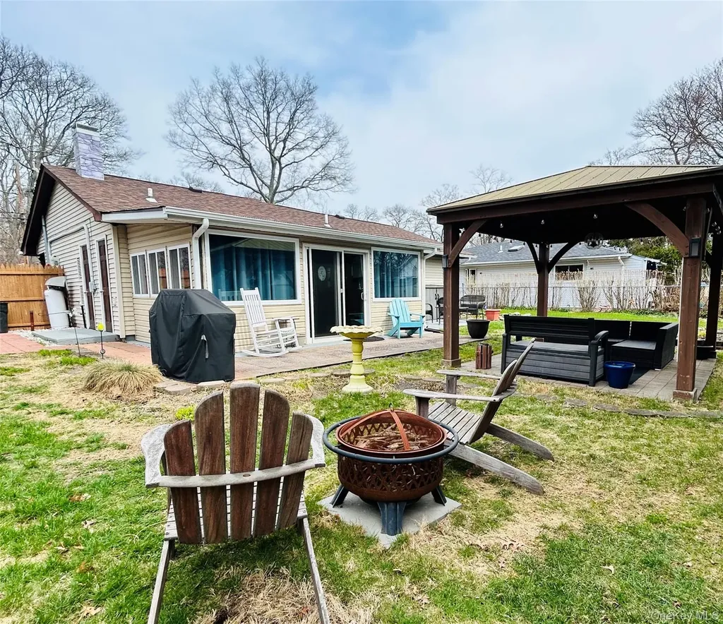 136 B Hampton Avenue Mastic NY 11950