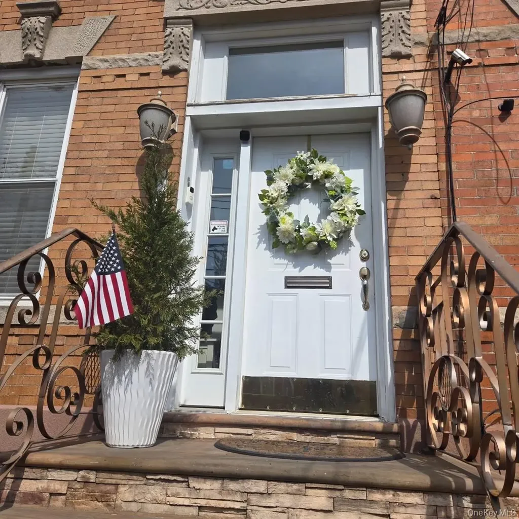 64-07 68th Street Ridgewood NY 11385