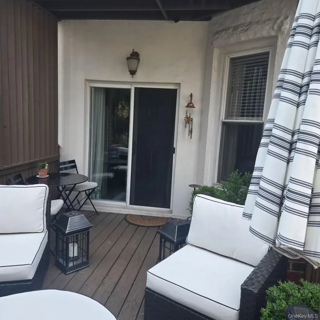 64-07 68th Street Ridgewood NY 11385