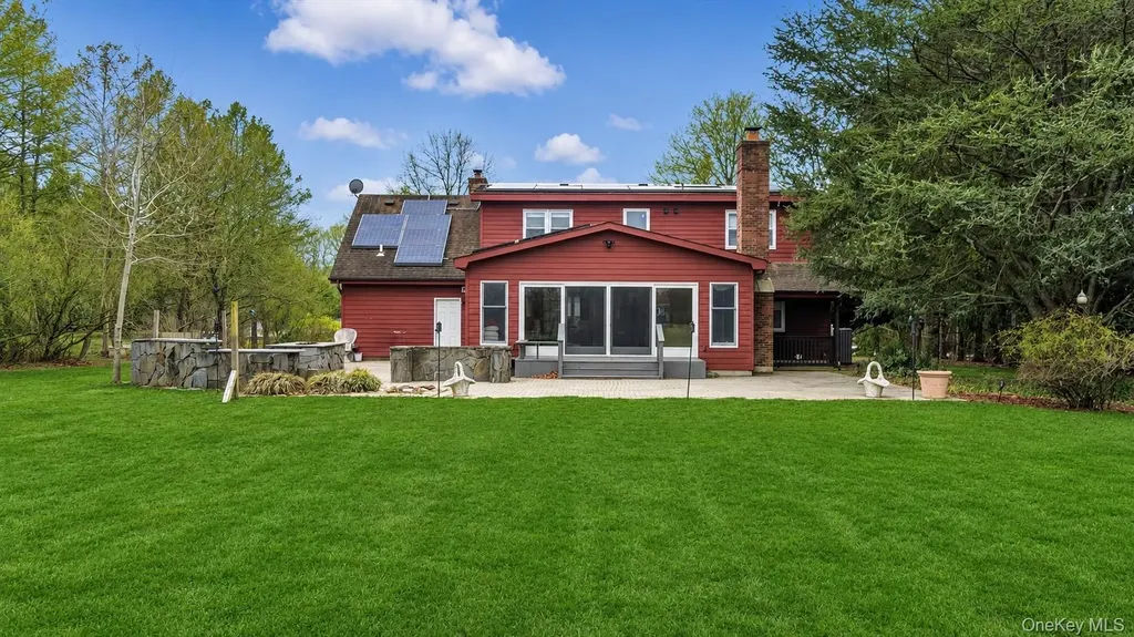 120 Promenade Drive Aquebogue NY 11901