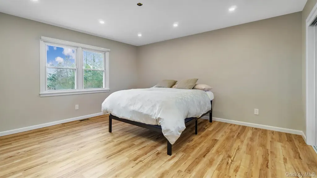 120 Promenade Drive Aquebogue NY 11901