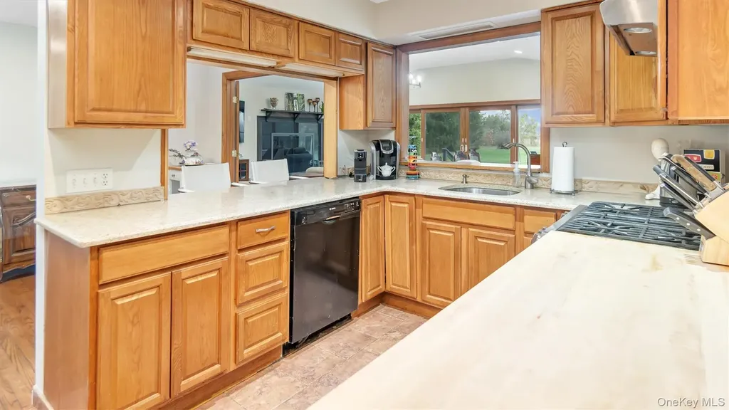 120 Promenade Drive Aquebogue NY 11901