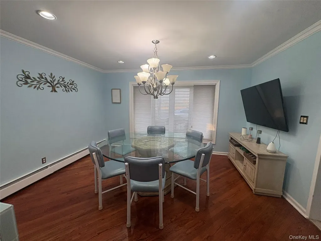 3780 Greentree Drive Oceanside NY 11572