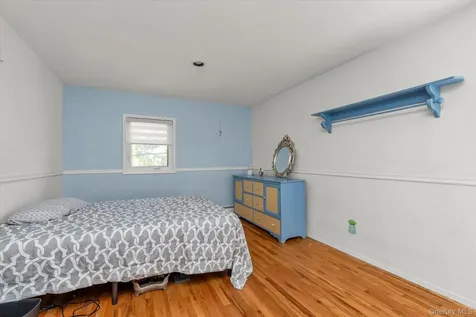 3780 Greentree Drive Oceanside NY 11572