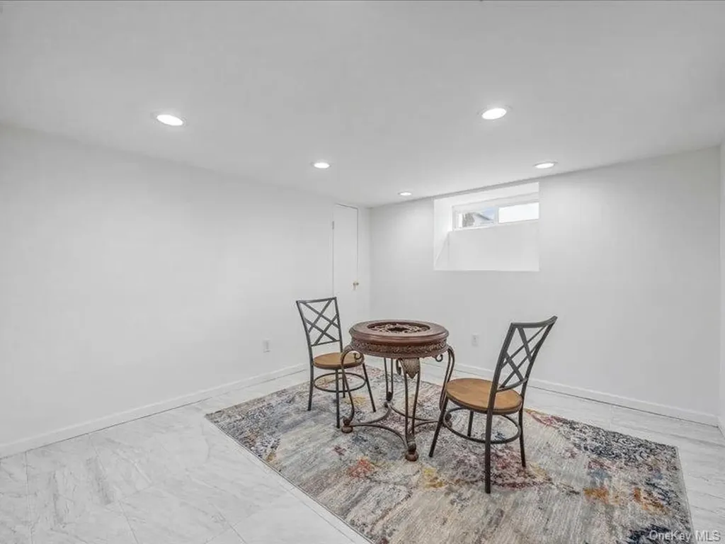 3229 Glennon Place Bronx NY 10465