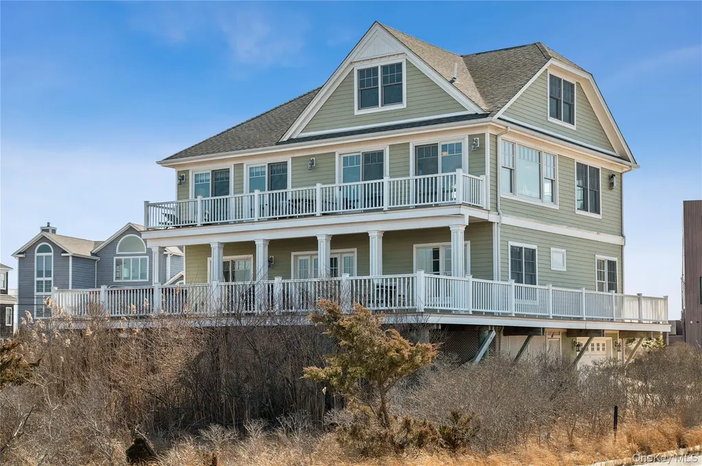 902 Dune Road Westhampton Dunes NY 11978