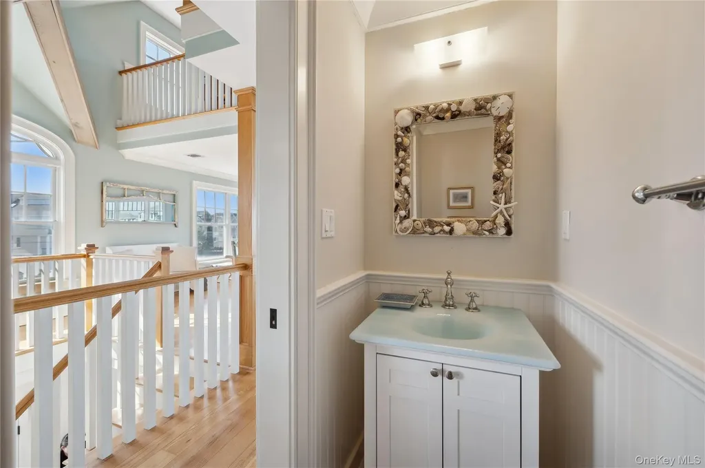 902 Dune Road Westhampton Dunes NY 11978