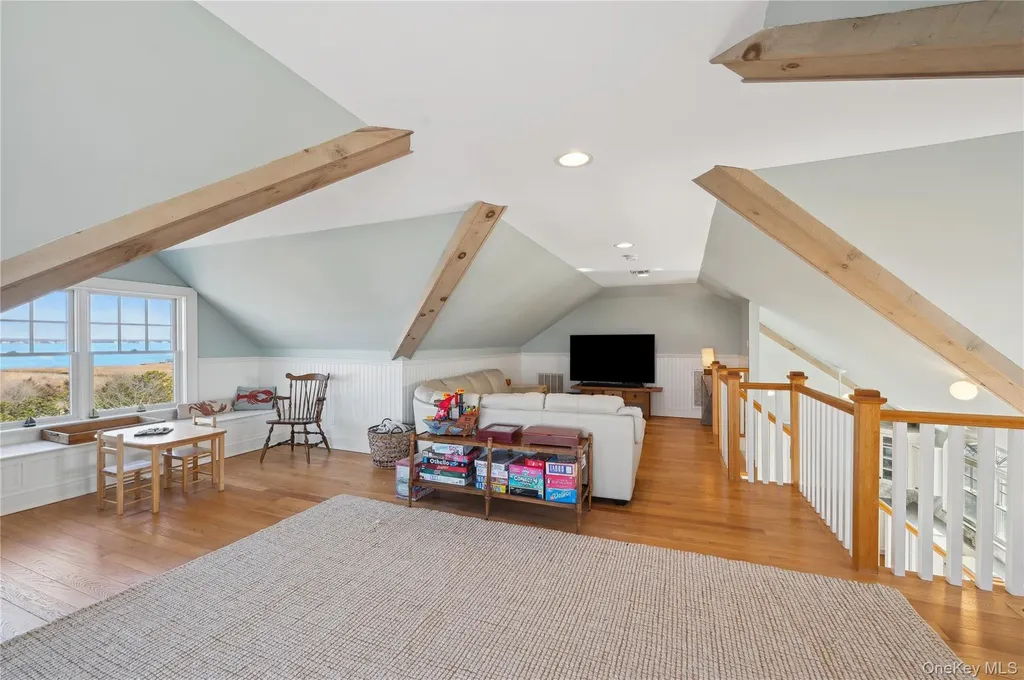 902 Dune Road Westhampton Dunes NY 11978