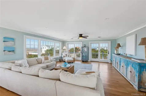 902 Dune Road Westhampton Dunes NY 11978