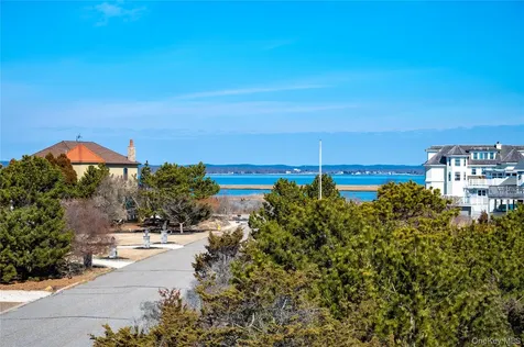 902 Dune Road Westhampton Dunes NY 11978