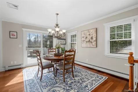 459 Den Road Stamford CT 06903