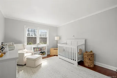 459 Den Road Stamford CT 06903