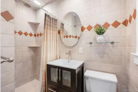 459 Den Road Stamford CT 06903