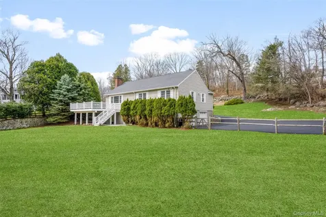 459 Den Road Stamford CT 06903