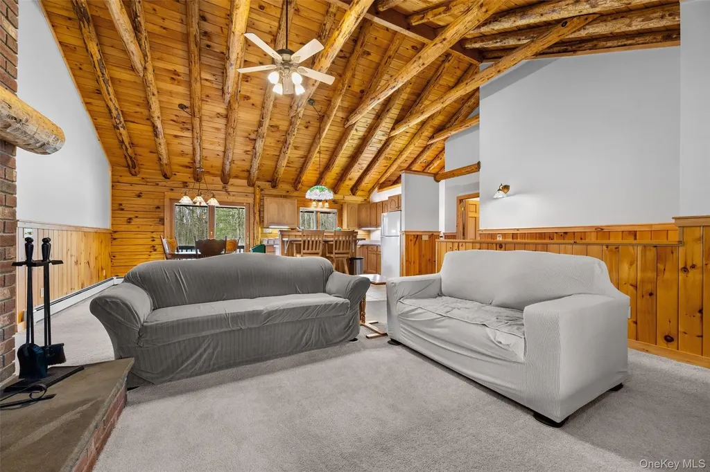 563 Peenpack Trail Sparrowbush NY 12780