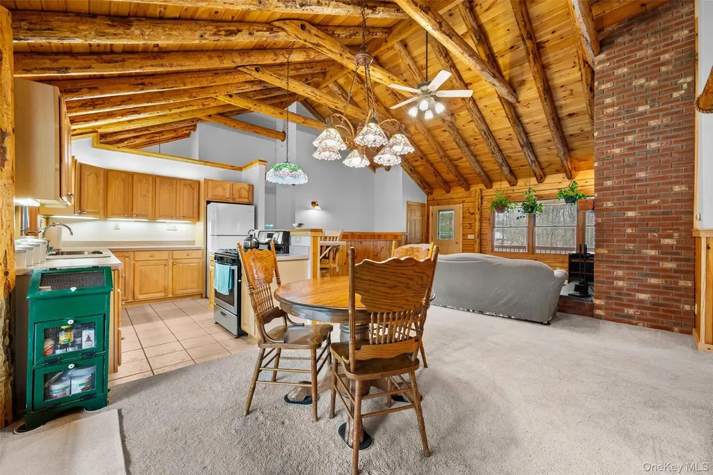 563 Peenpack Trail Sparrowbush NY 12780