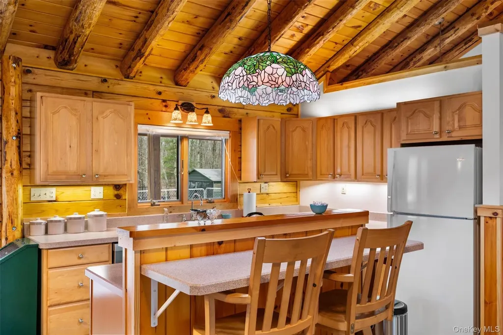 563 Peenpack Trail Sparrowbush NY 12780