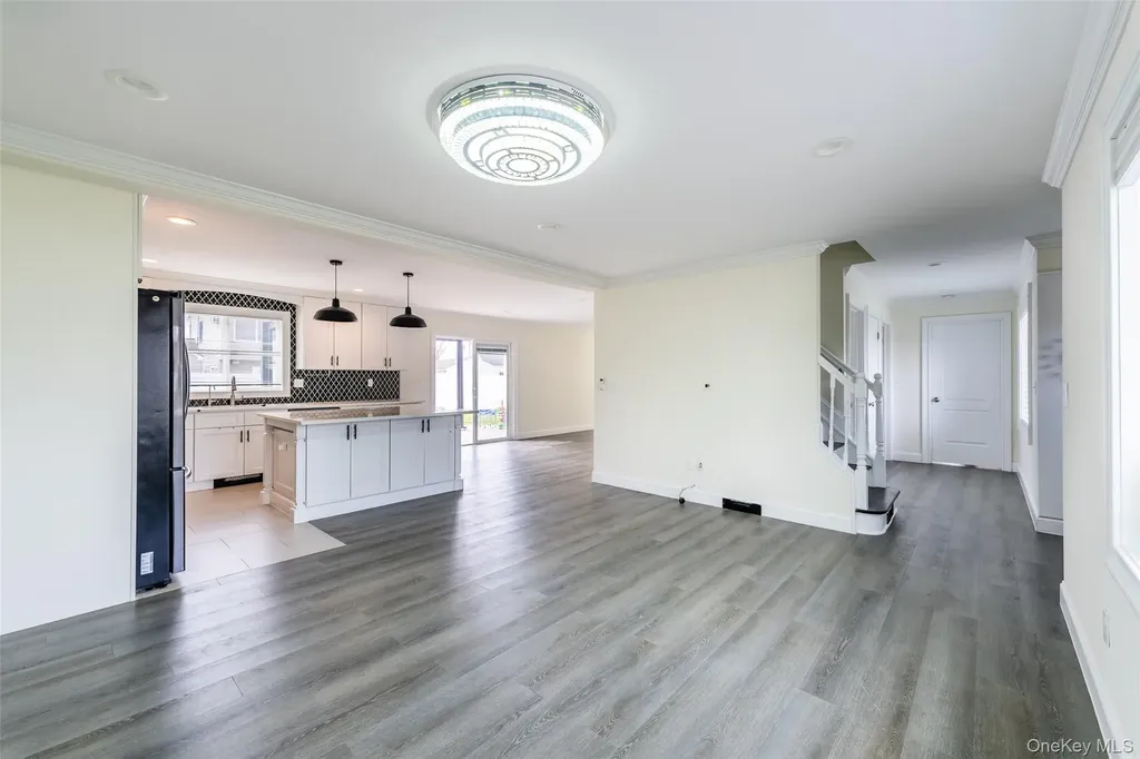 72 Sugar Maple Road Levittown NY 11756