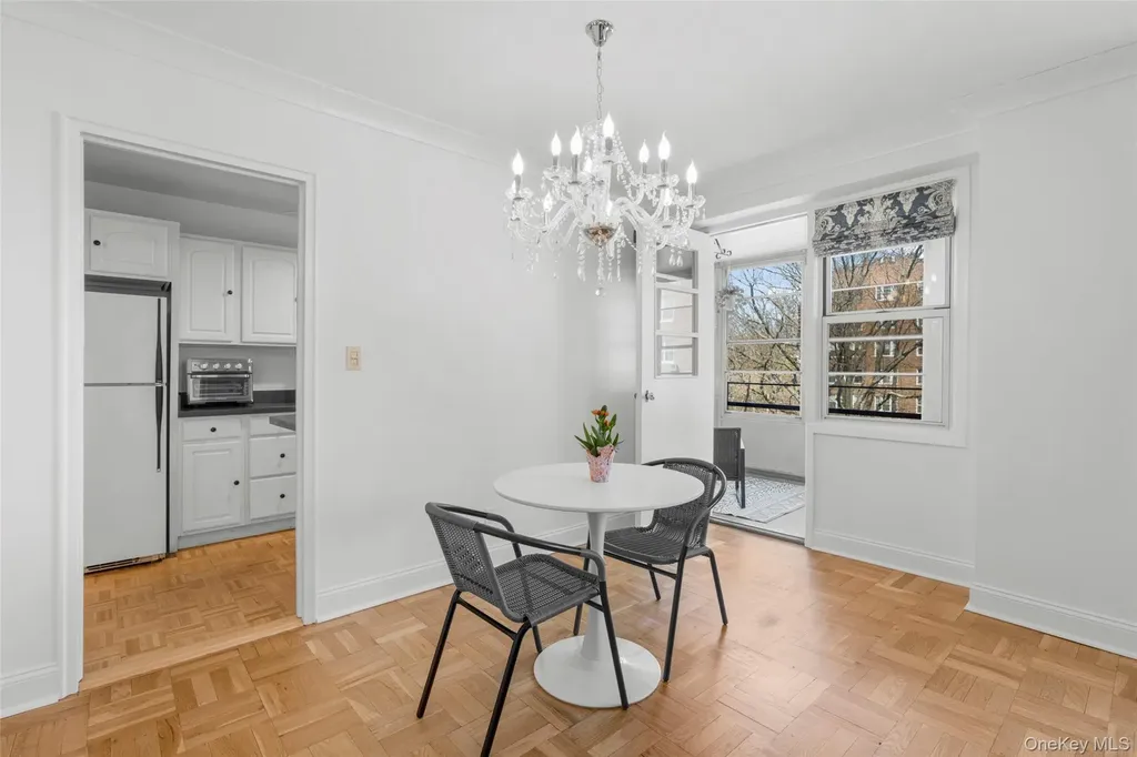 3 Washington Square Larchmont NY 10538