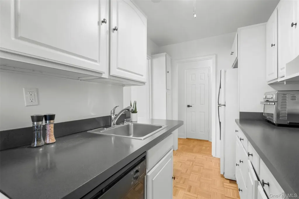 3 Washington Square Larchmont NY 10538