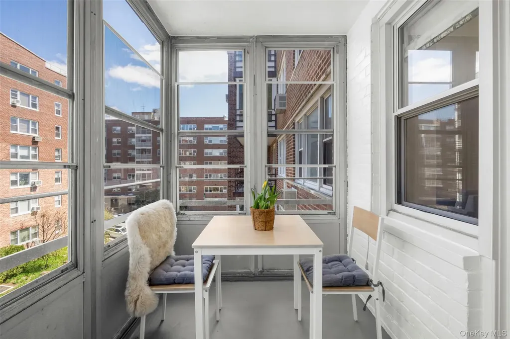3 Washington Square Larchmont NY 10538