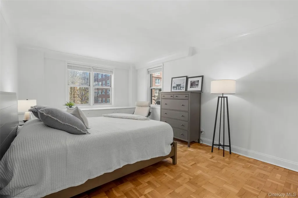 3 Washington Square Larchmont NY 10538