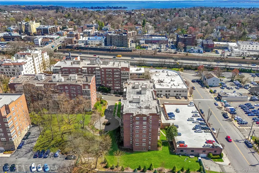 3 Washington Square Larchmont NY 10538