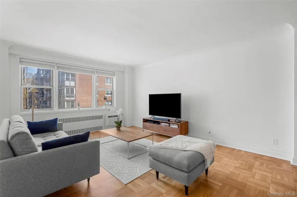 3 Washington Square Larchmont NY 10538
