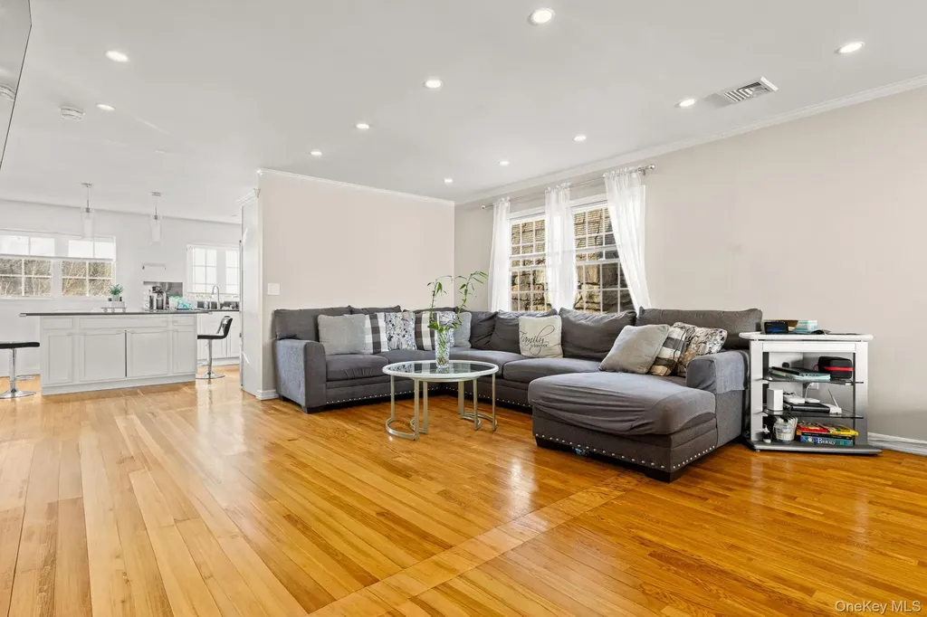 7-2 Wells Park Drive Yonkers NY 10705