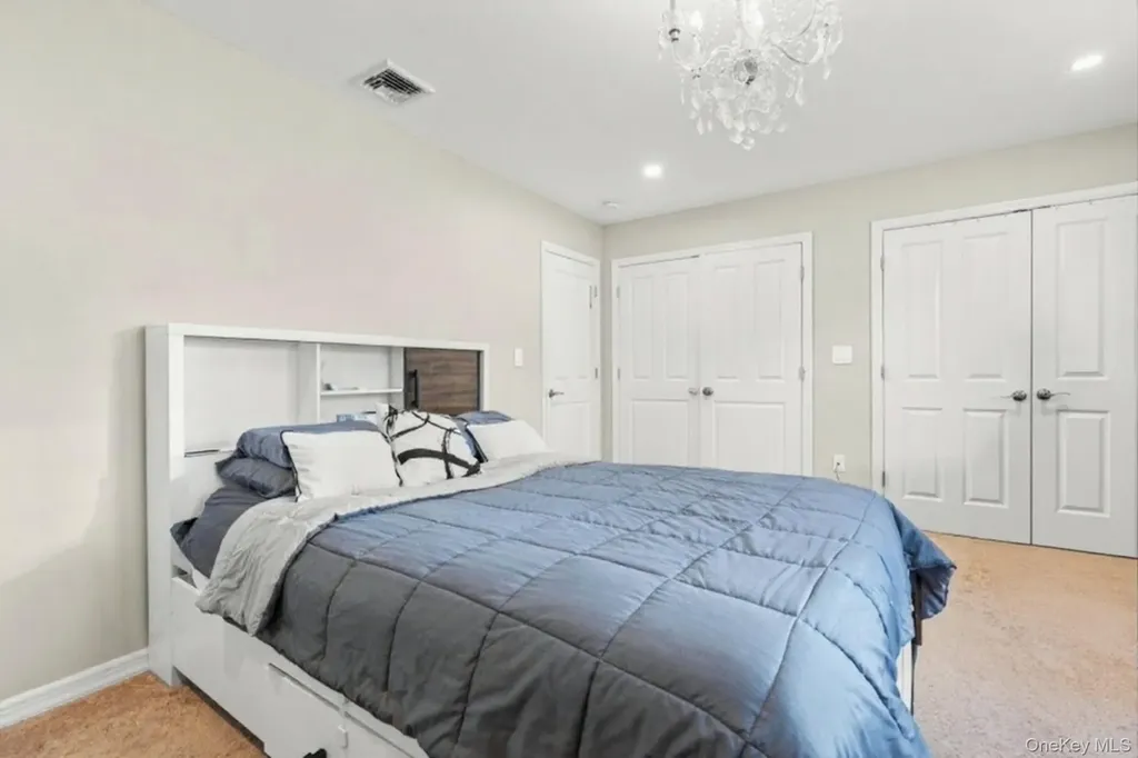 7-2 Wells Park Drive Yonkers NY 10705