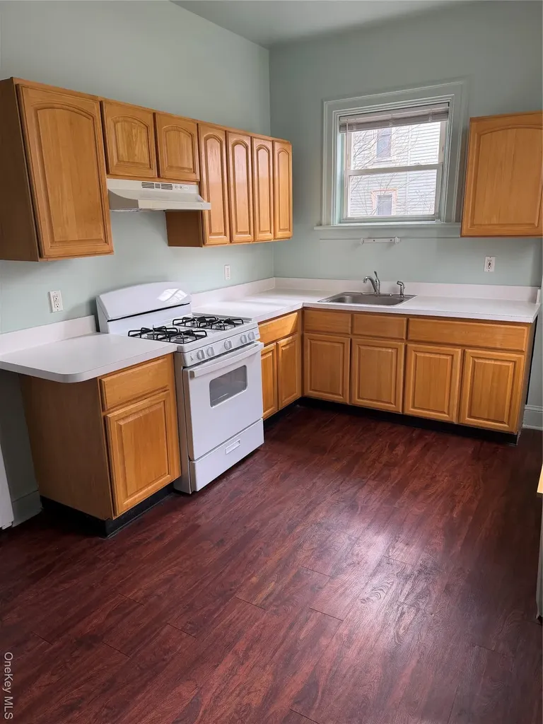 109 Montgomery Street Poughkeepsie NY 12601