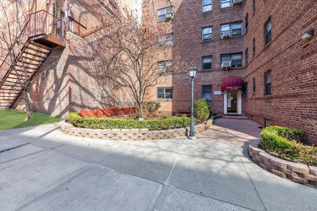 102-25 67th Road Forest Hills NY 11375