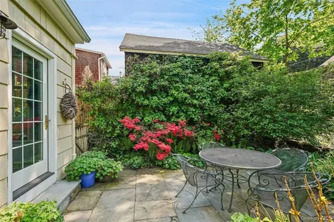 8 North Street Katonah NY 10536