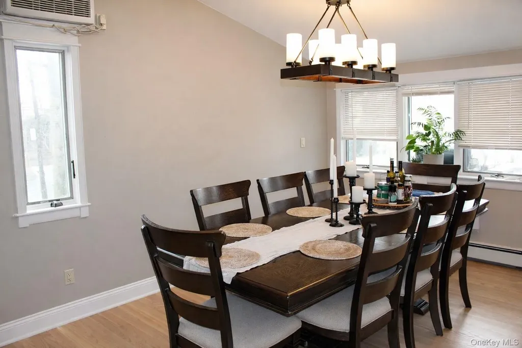 42 Shinbone Lane Commack NY 11725