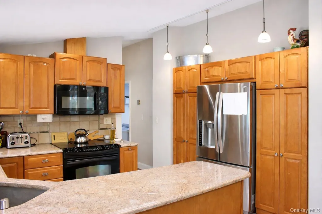42 Shinbone Lane Commack NY 11725