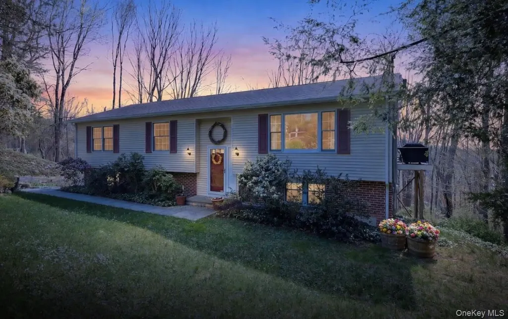 8 Debbie Lane Cross River NY 10518