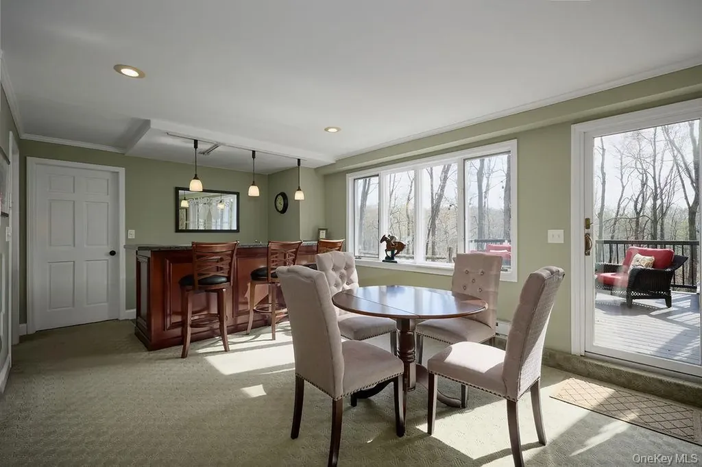 8 Debbie Lane Cross River NY 10518